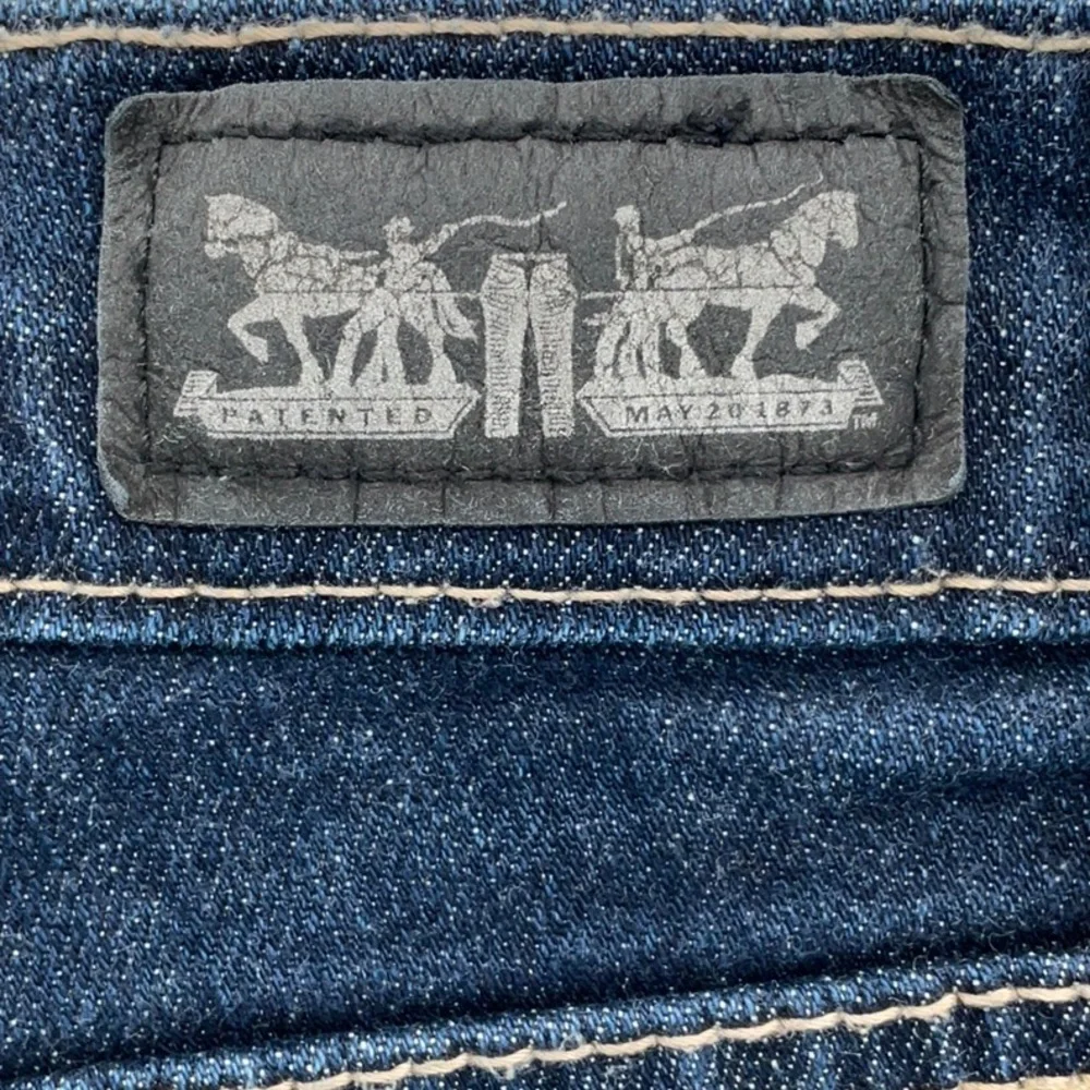 Levi’s Strauss 529 Curvy Boot Cut Jeans Size 29 - Picture 8 of 11
